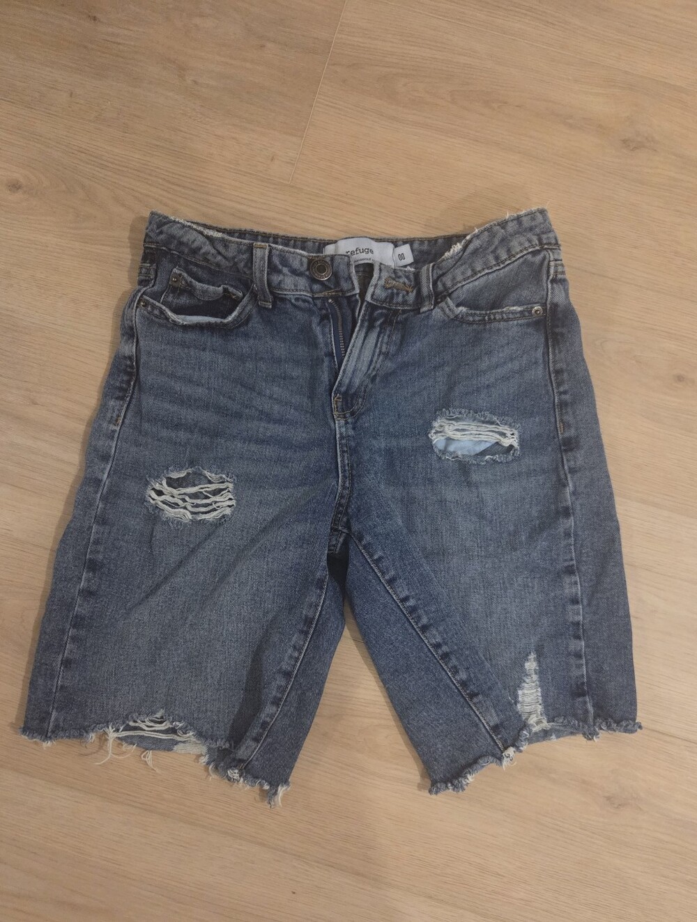 REFUGE | Distressed Denim Cut-Off Shorts - Jort